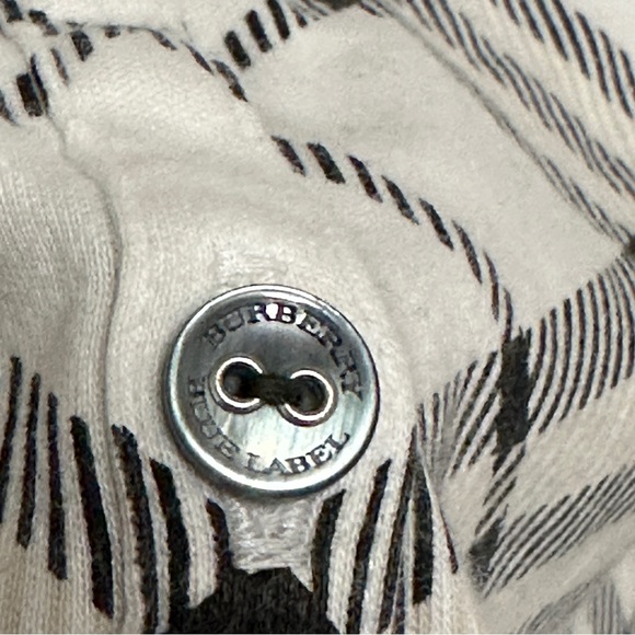 Burberry Long Sleeve - Picture 8 of 9